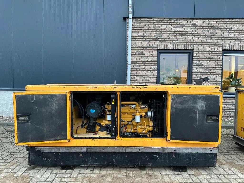 Notstromaggregat van het type John Deere 6068 TF 258 Mecc Alte Spa 130 kVA Silent generatorset, Gebrauchtmaschine in VEEN (Foto 2)