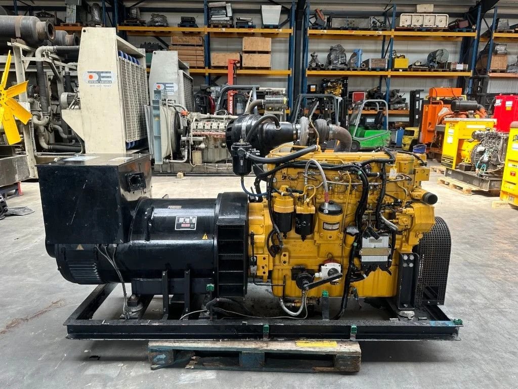 Notstromaggregat des Typs John Deere 6090 HFG 84 Stamford 405 kVA generatorset, Gebrauchtmaschine in VEEN (Bild 2)