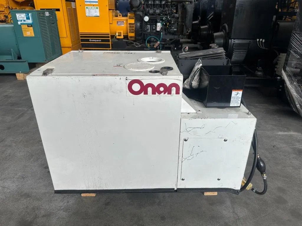 Notstromaggregat Türe ait Kubota D1005 Onan 6.5 kVA Silent Marine generatorset, Gebrauchtmaschine içinde VEEN (resim 4)