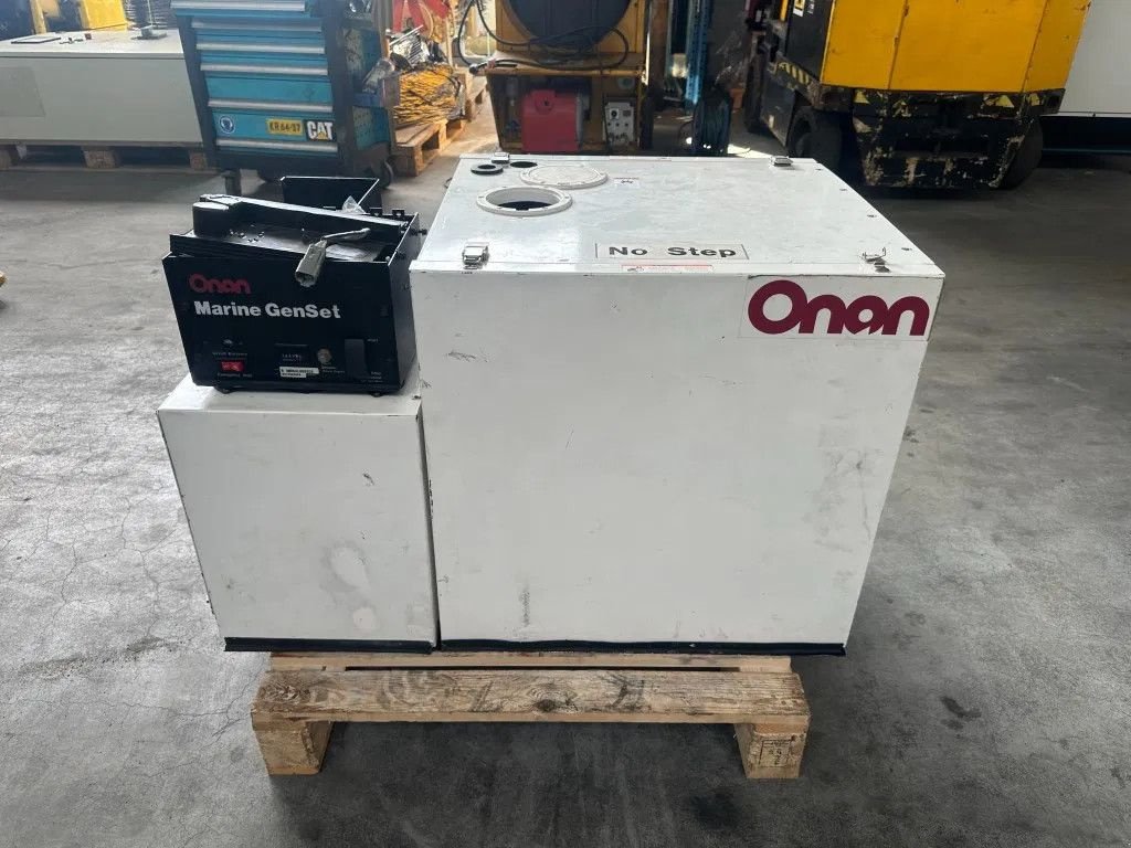 Notstromaggregat del tipo Kubota D1005 Onan 6.5 kVA Silent Marine generatorset, Gebrauchtmaschine In VEEN (Immagine 1)