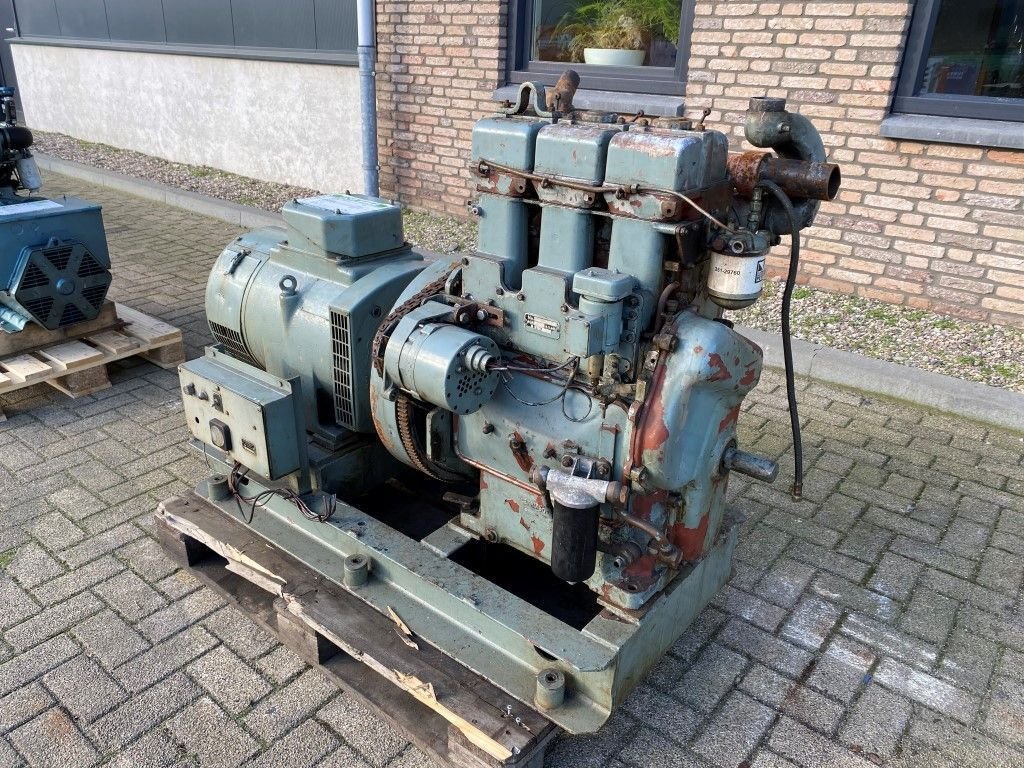 Notstromaggregat des Typs Lister HRW3A Stamford 25 kVA generatorset, Gebrauchtmaschine in VEEN (Bild 4)