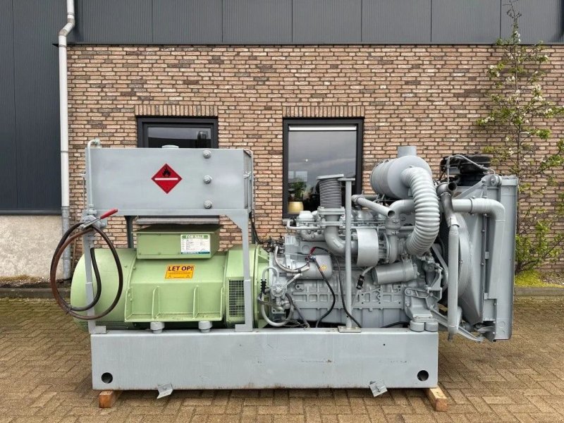 Notstromaggregat типа MAN 2866 AvK 250 kVA generatorset ex Emergency Noodstroom 298 hours, Gebrauchtmaschine в VEEN