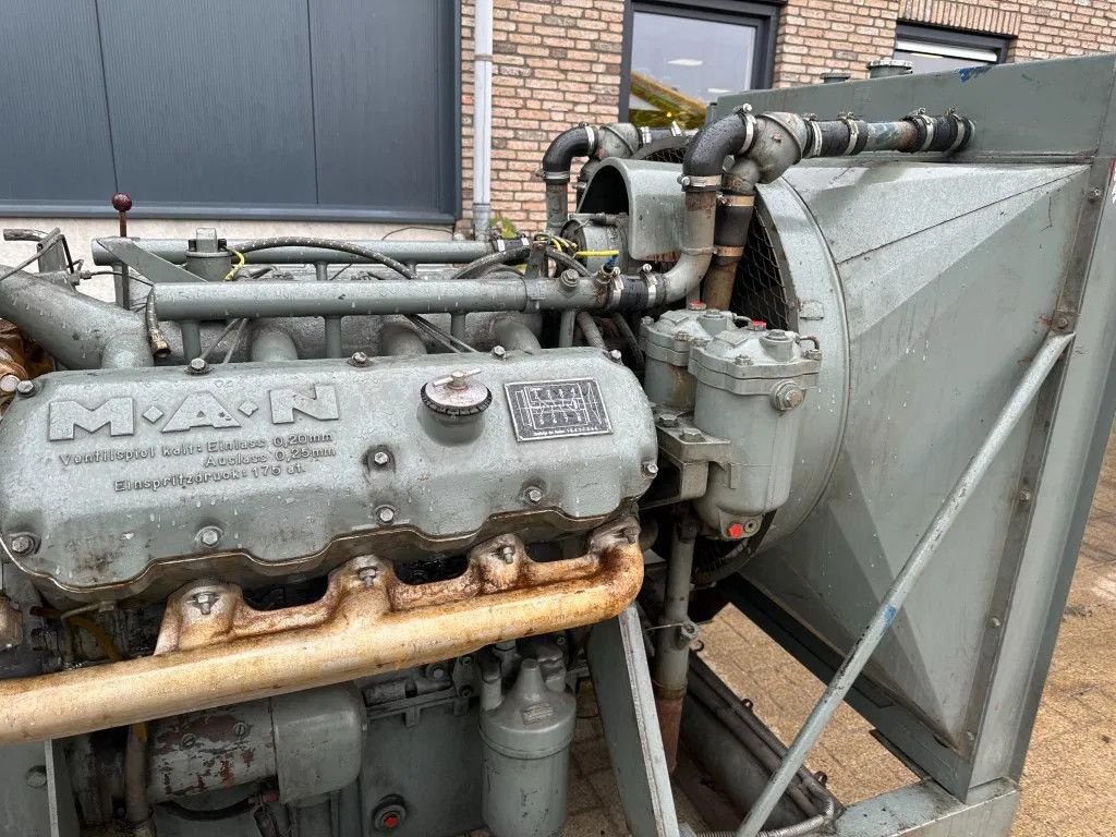 Notstromaggregat a típus MAN D2148 MT 200 / 250 kVA generatorset Ex Emergency ! 231 hours, Gebrauchtmaschine ekkor: VEEN (Kép 5)