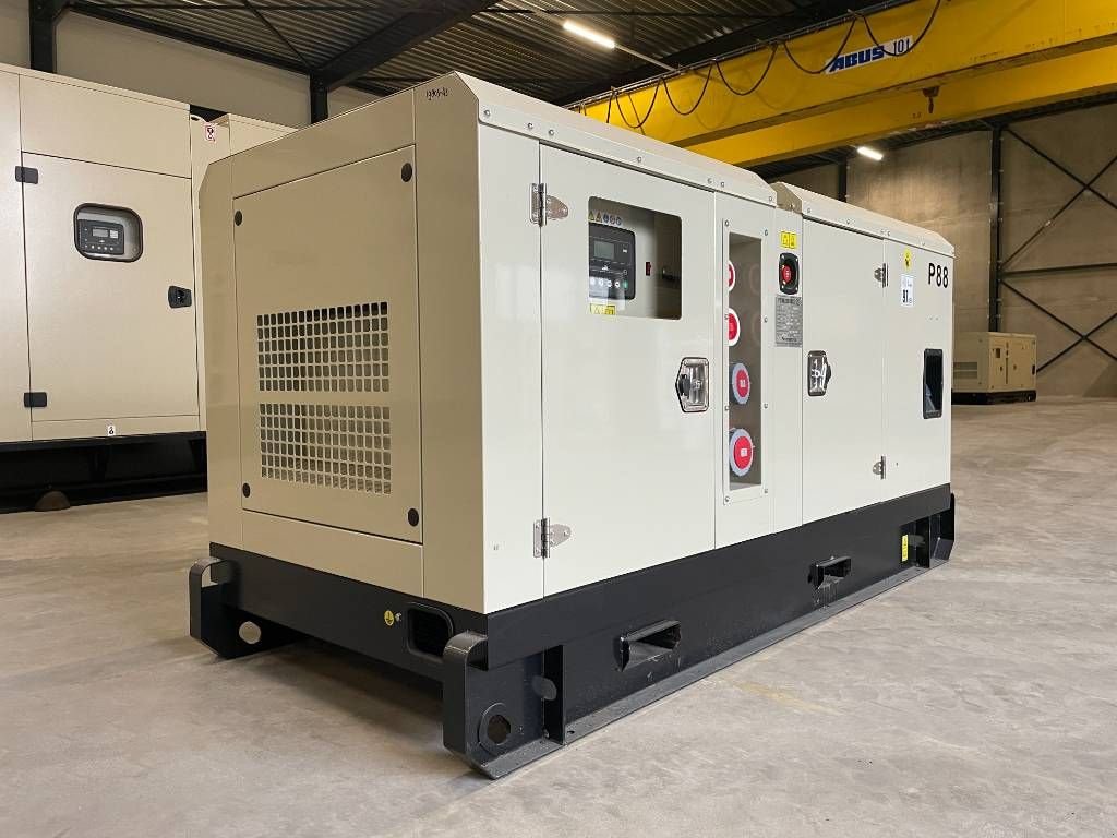 Notstromaggregat del tipo Perkins 1104A-44TG2 - 88 kVA Generator - DPX-19805, Neumaschine In Oudenbosch (Immagine 2)