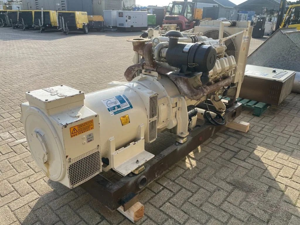 Notstromaggregat des Typs Perkins 125 kVA generatorset ONLY 256 HOURS!!!, Gebrauchtmaschine in VEEN (Bild 11)