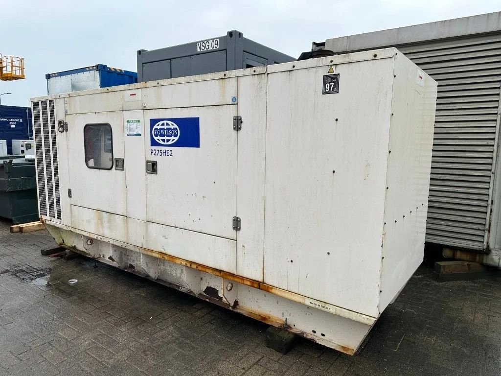 Notstromaggregat van het type Perkins 1300 Serie FG Wilson 275 kVA Silent generatorset, Gebrauchtmaschine in VEEN (Foto 4)