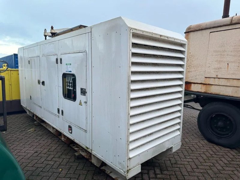 Notstromaggregat del tipo Perkins 2006 TG2A FG Wilson Stamford 250 kVA Silent generatorset, Gebrauchtmaschine In VEEN (Immagine 1)