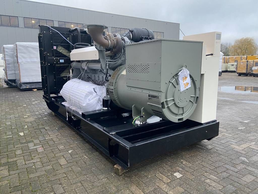 Notstromaggregat Türe ait Perkins 4008TAG3 - 1250 kVA Open Genset - DPX-19821-O, Neumaschine içinde Oudenbosch (resim 2)