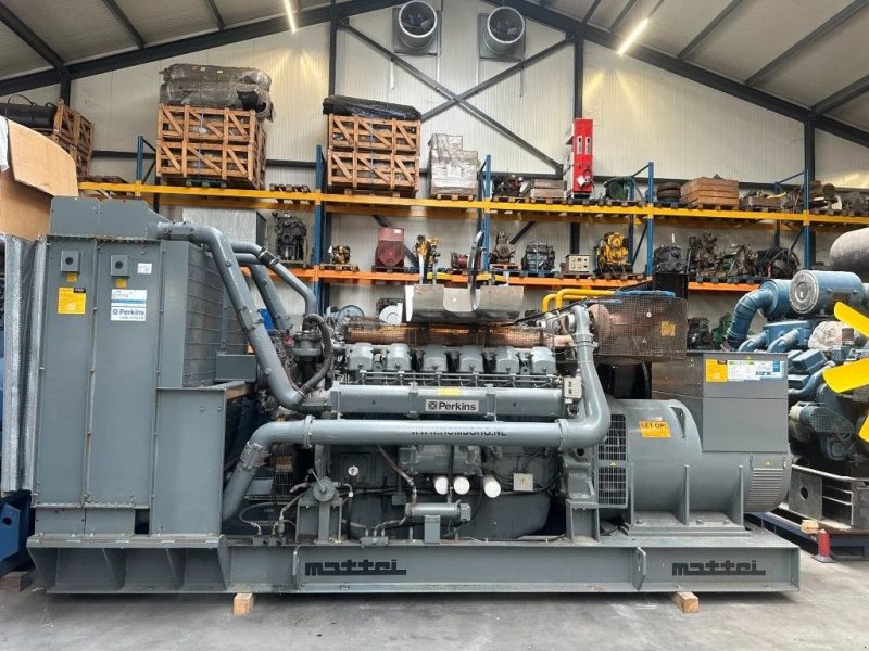 Notstromaggregat tipa Perkins 4012 TAG1 Stamford 1400 kVA generatorset as New ! 310 hours, Gebrauchtmaschine u VEEN (Slika 1)