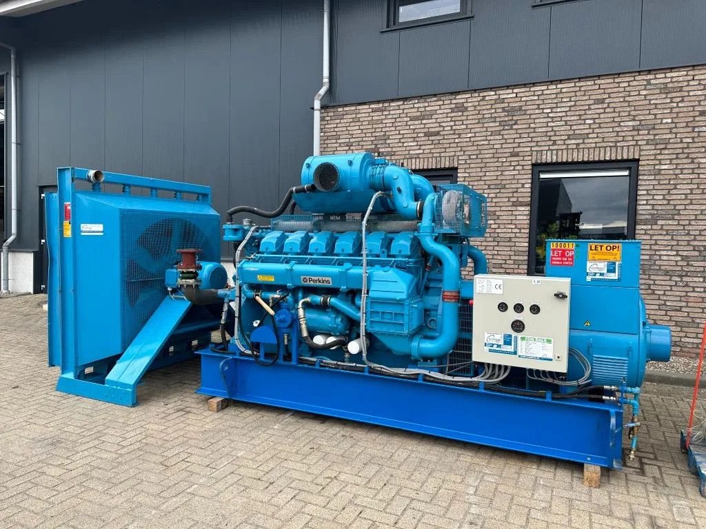 Notstromaggregat del tipo Perkins 4012 TWG Stamford 1030 kVA generatorset as New ! 175 hours ! Nie, Gebrauchtmaschine en VEEN (Imagen 3)