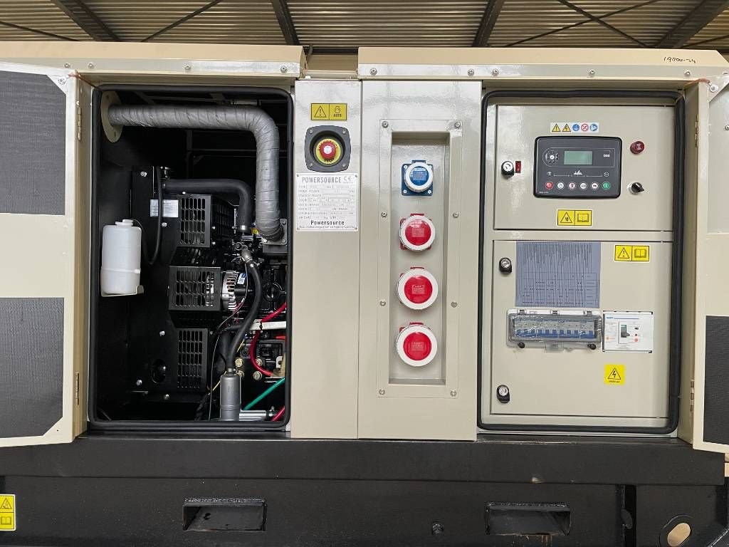 Notstromaggregat del tipo Perkins 403D-15 - 15 kVA Generator - DPX-19800, Neumaschine In Oudenbosch (Immagine 8)