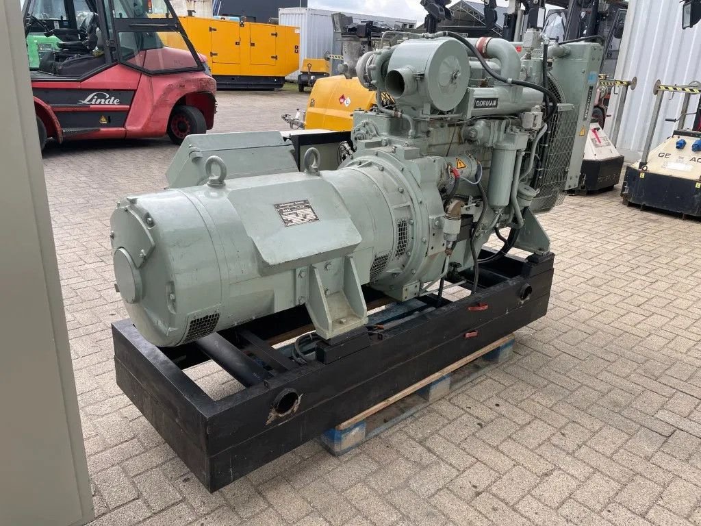 Notstromaggregat от тип Perkins Dorman AVK 75 kVA generatorset AS NEW!, Gebrauchtmaschine в VEEN (Снимка 10)