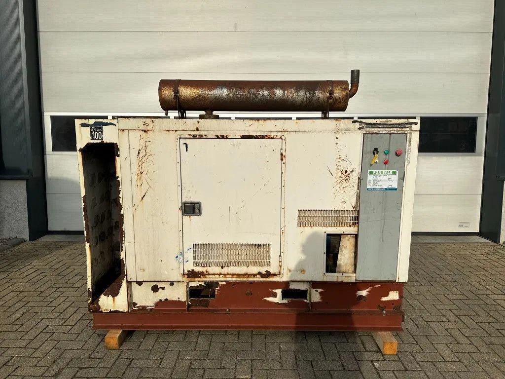 Notstromaggregat van het type Perkins T4.236 FG Wilson Stamford 60 kVA Silent generatorset, Gebrauchtmaschine in VEEN (Foto 1)