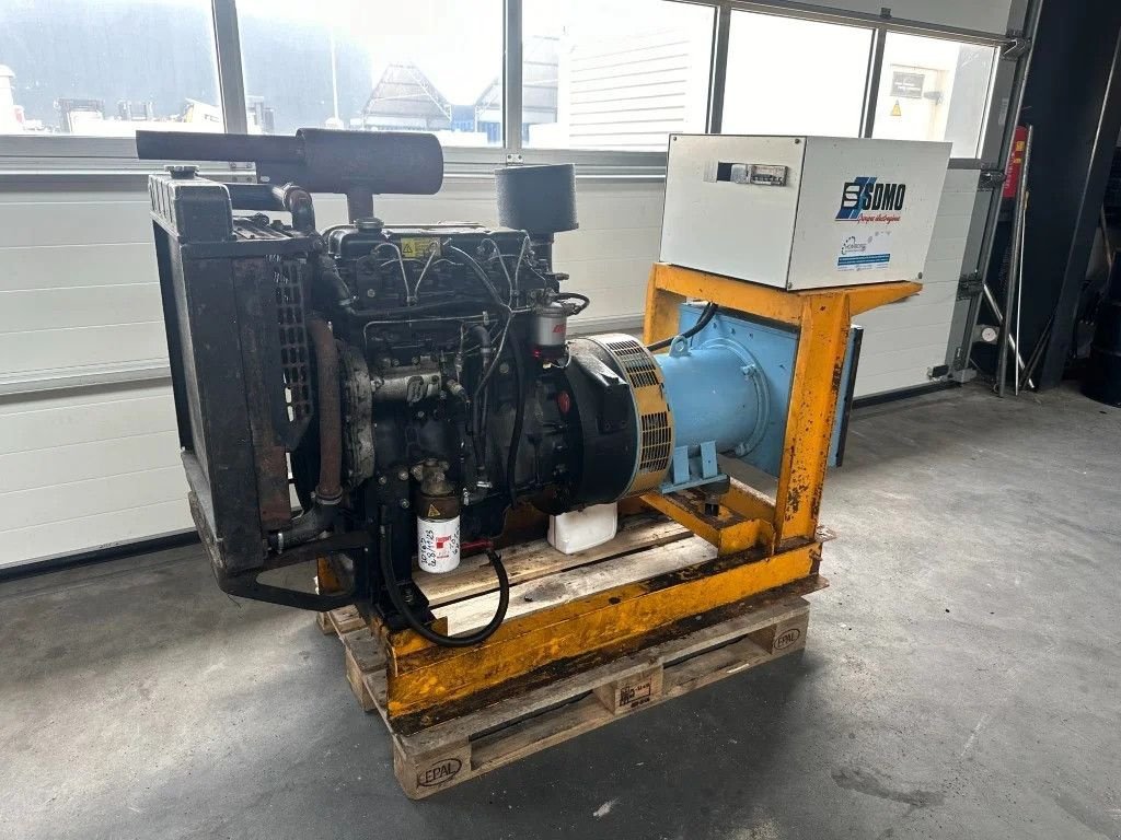 Notstromaggregat του τύπου Perkins T4.236 SDMO Leroy Somer 60 kVA generatorset, Gebrauchtmaschine σε VEEN (Φωτογραφία 8)