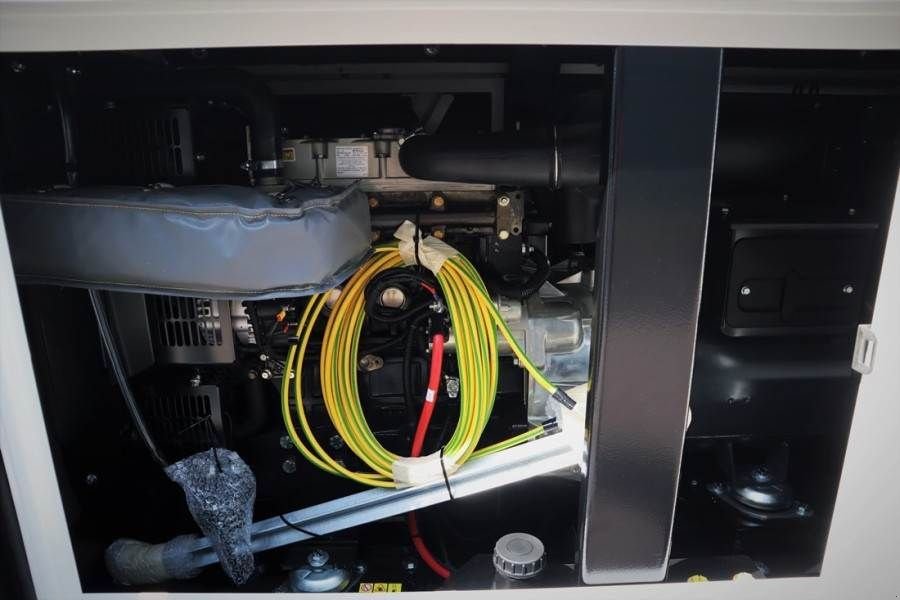 Notstromaggregat des Typs Pramac GPW20P Unused, Valid inspection, *Guarantee! Diese, Gebrauchtmaschine in Groenlo (Bild 11)