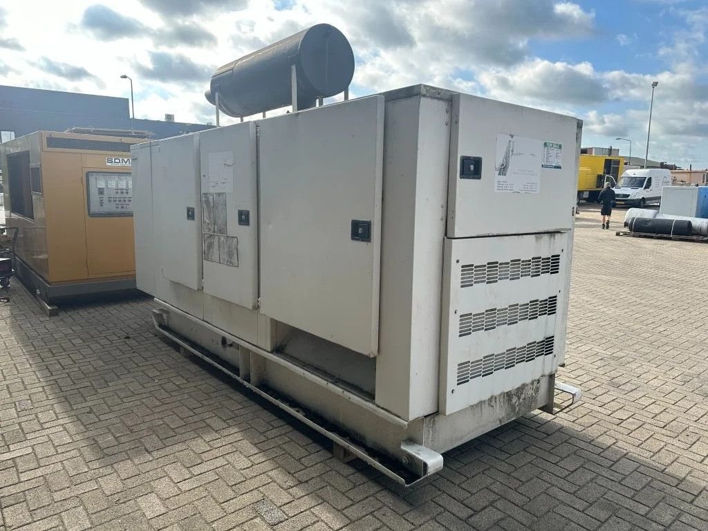 Notstromaggregat от тип Renault Leroy Somer 400 kVA Silent generatorset, Gebrauchtmaschine в VEEN (Снимка 7)