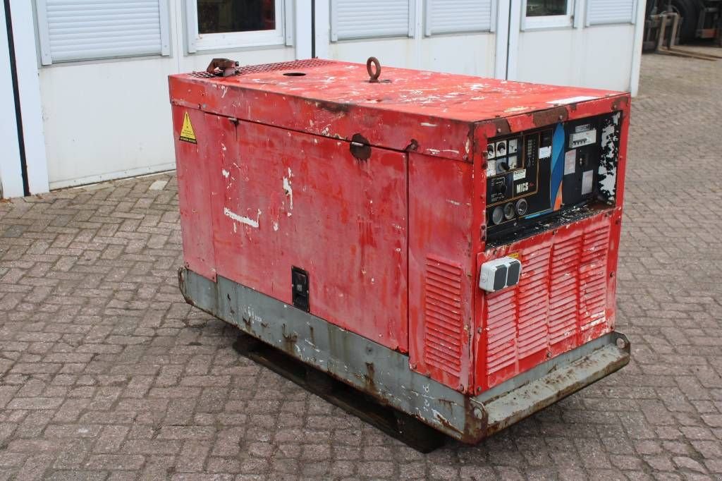 Notstromaggregat des Typs SDMO 15KVA, Gebrauchtmaschine in Rucphen (Bild 1)