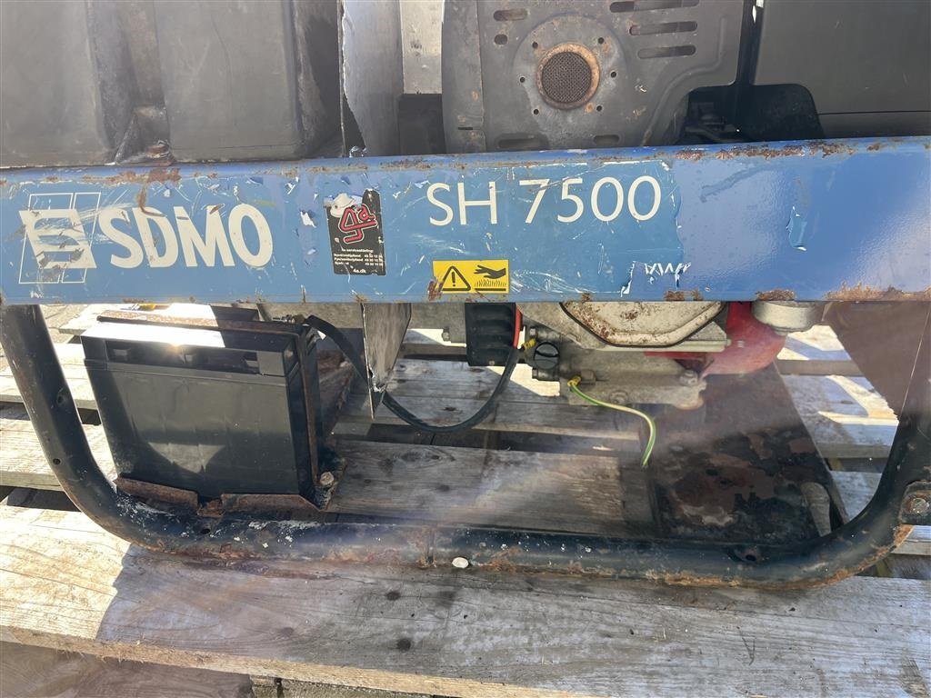 Notstromaggregat du type SDMO 400v generator, Gebrauchtmaschine en Rønnede (Photo 6)