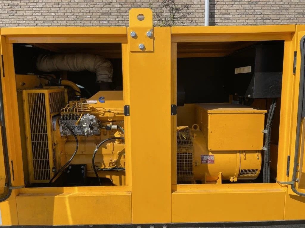 Notstromaggregat van het type SDMO Cummins Leroy Somer 150 kVA silent, Gebrauchtmaschine in VEEN (Foto 10)