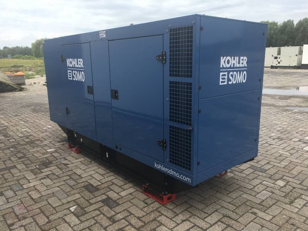 Notstromaggregat van het type SDMO J220 - 220 kVA Generator - DPX-17110, Neumaschine in Oudenbosch (Foto 4)