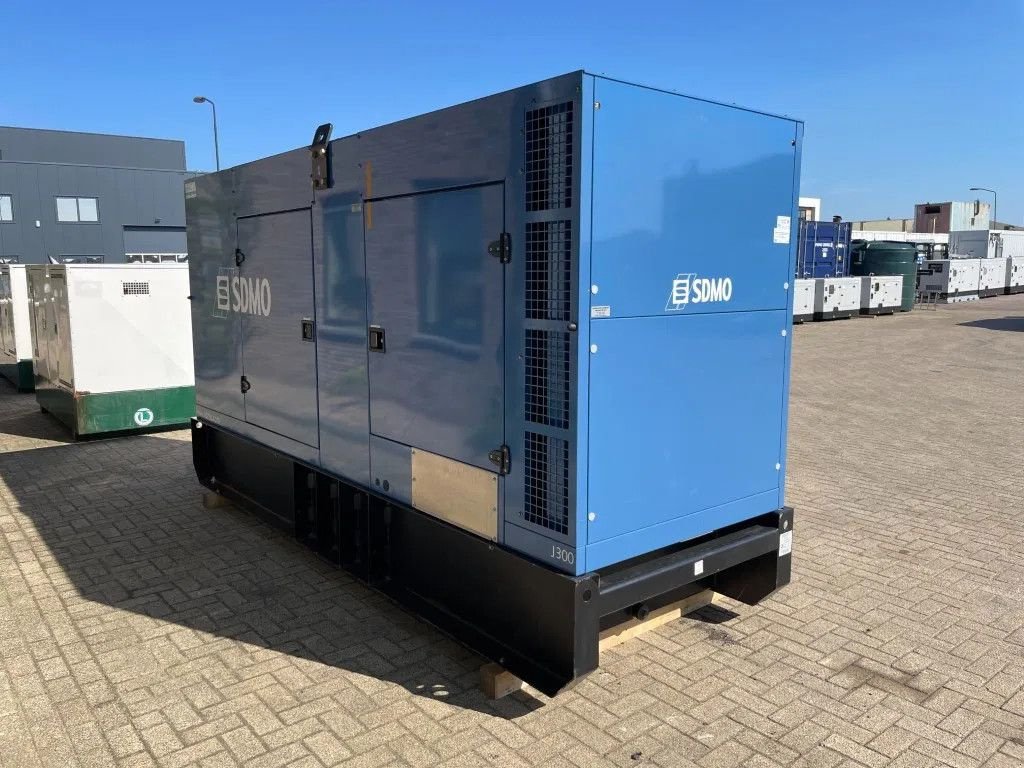 Notstromaggregat typu SDMO J300K John Deere Leroy Somer 300 kVA silent generator as new! 20, Gebrauchtmaschine v VEEN (Obrázok 8)