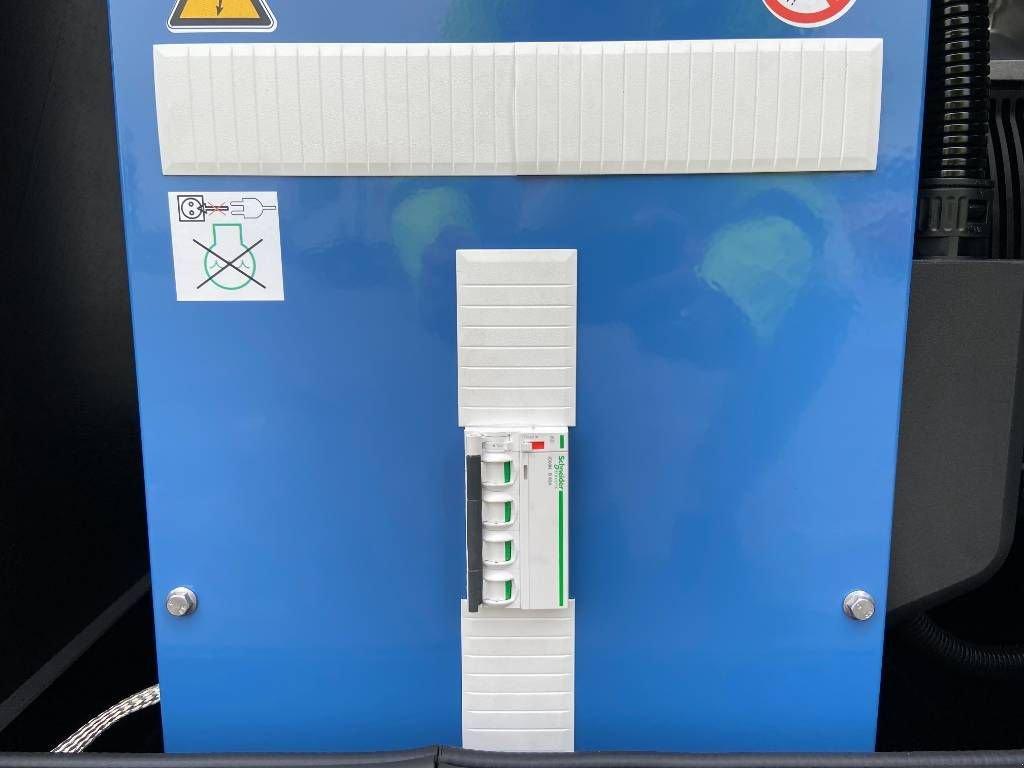 Notstromaggregat des Typs SDMO K44 - 44 kVA Generator - DPX-17005, Neumaschine in Oudenbosch (Bild 10)