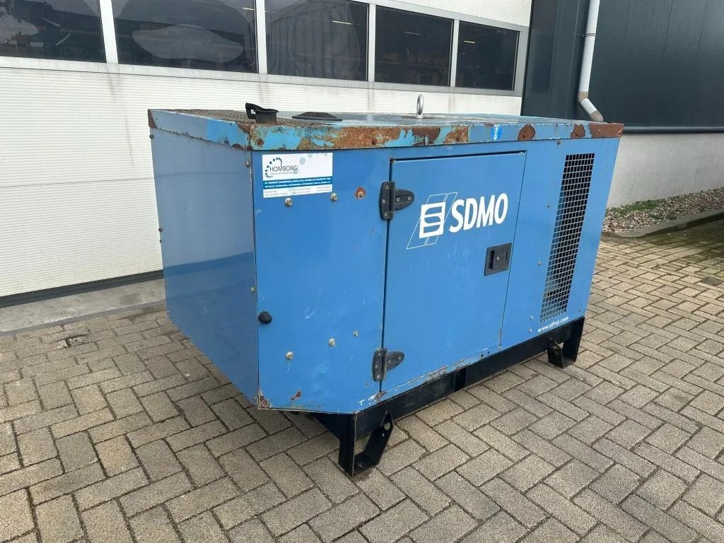 Notstromaggregat typu SDMO Mitsubishi S4L Mecc Alte Spa 16 kVA Silent generatorset, Gebrauchtmaschine v VEEN (Obrázek 9)