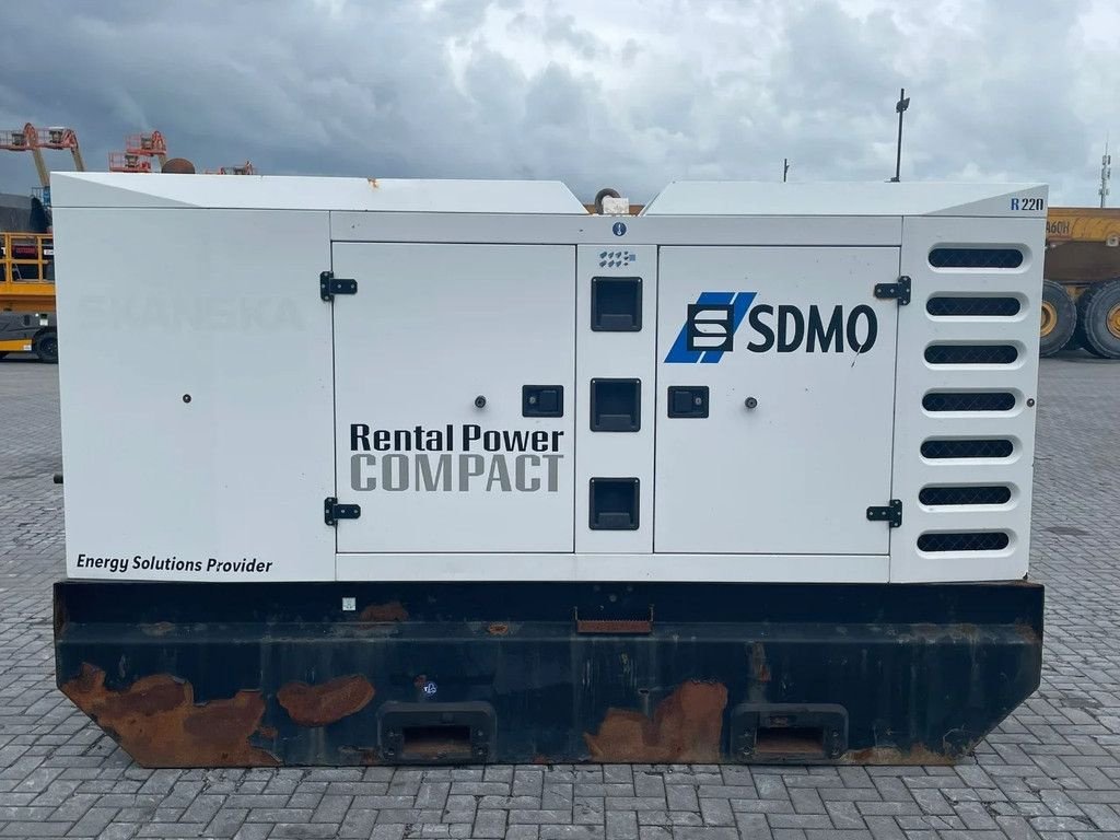 Notstromaggregat tip SDMO R220C3 220 KVA 400/230V, Gebrauchtmaschine in Marknesse (Poză 7)