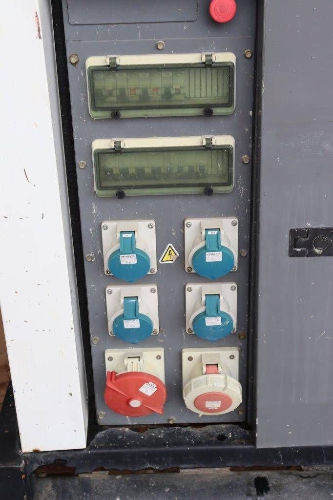 Notstromaggregat tip SDMO R90C3, Gebrauchtmaschine in Antwerpen (Poză 11)