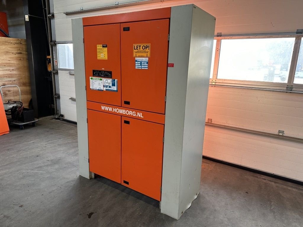 Notstromaggregat a típus SDMO Safari Deutz F1L210D Leroy Somer 14 kVA Silent generatorset as N, Gebrauchtmaschine ekkor: VEEN (Kép 9)