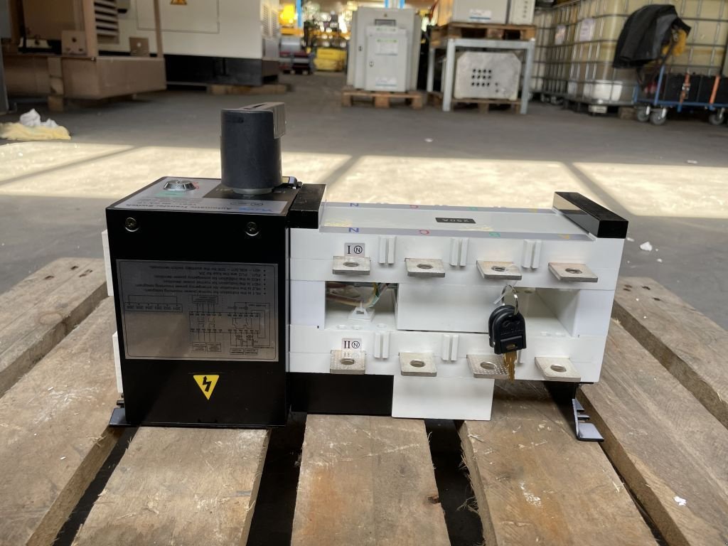 Notstromaggregat del tipo Sonstige ATS Automatische Netovername 250 Ampere ATS, Neumaschine en VEEN (Imagen 9)