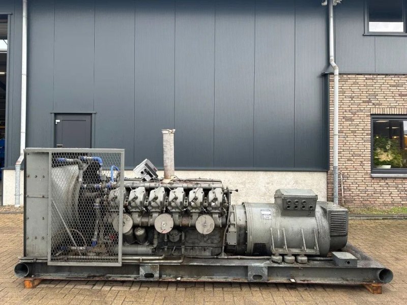 Notstromaggregat van het type Sonstige Baudouin Leroy Somer 300 kVA noodstroom generatorset ex Emergency, Gebrauchtmaschine in VEEN (Foto 1)