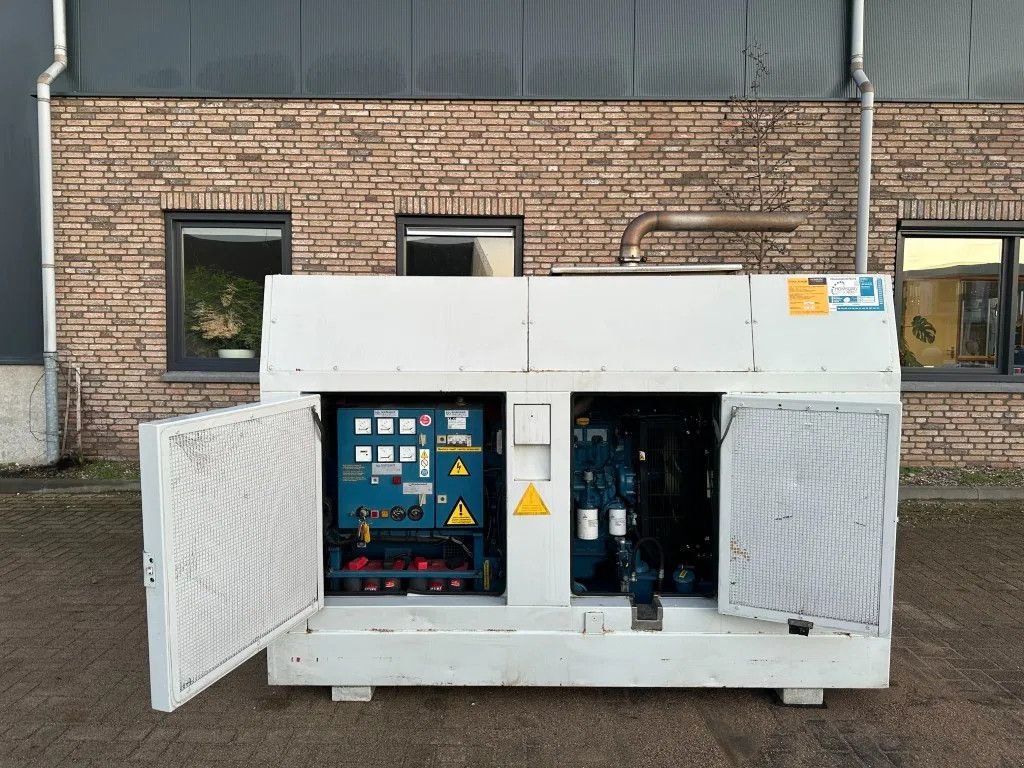 Notstromaggregat of the type Sonstige Bredenoord Deutz BF4M 1012 E Leroy Somer 60 kVA Silent generatorset, Gebrauchtmaschine in VEEN (Picture 2)