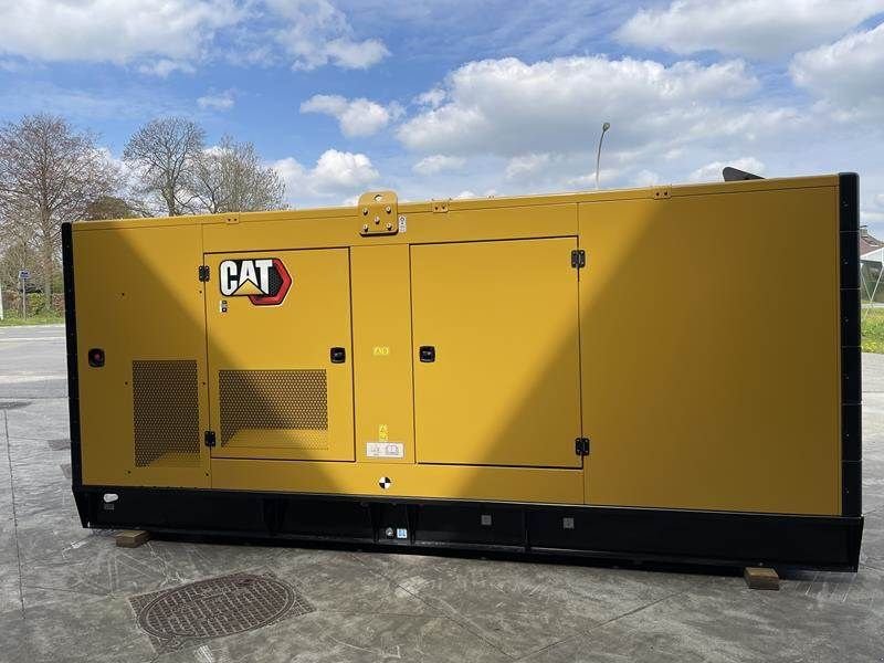 Notstromaggregat du type Sonstige Cat DE 400 E 0, Gebrauchtmaschine en Waregem (Photo 7)