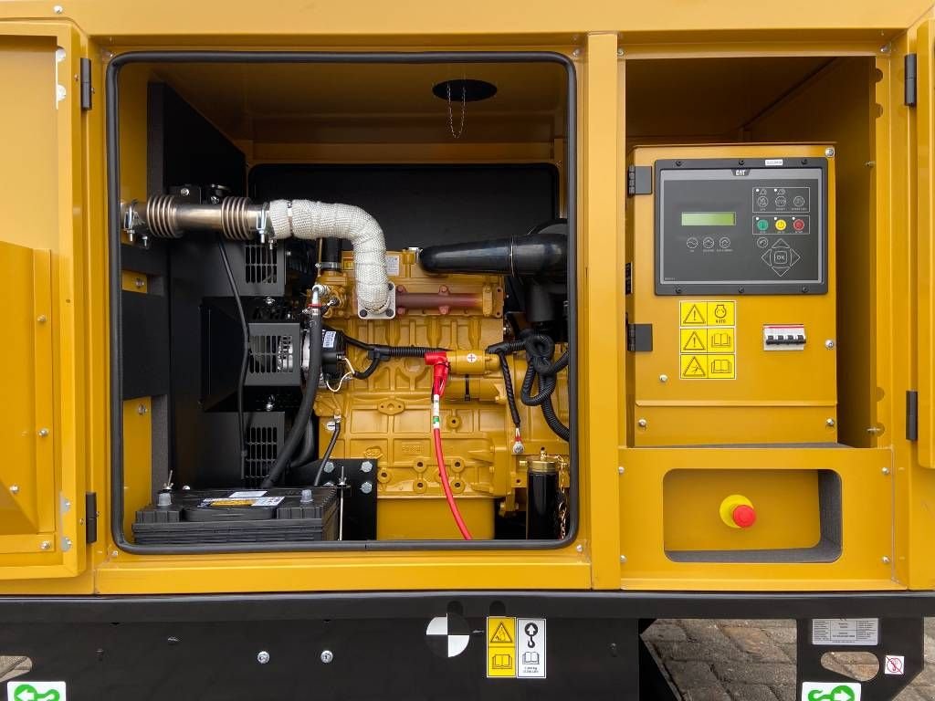 Notstromaggregat от тип Sonstige Cat DE22E3 - 22 kVA Generator - DPX-18003, Neumaschine в Oudenbosch (Снимка 5)