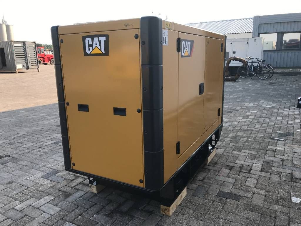 Notstromaggregat del tipo Sonstige Cat DE33E0 - 33 kVA Generator - DPX-18004, Neumaschine en Oudenbosch (Imagen 3)