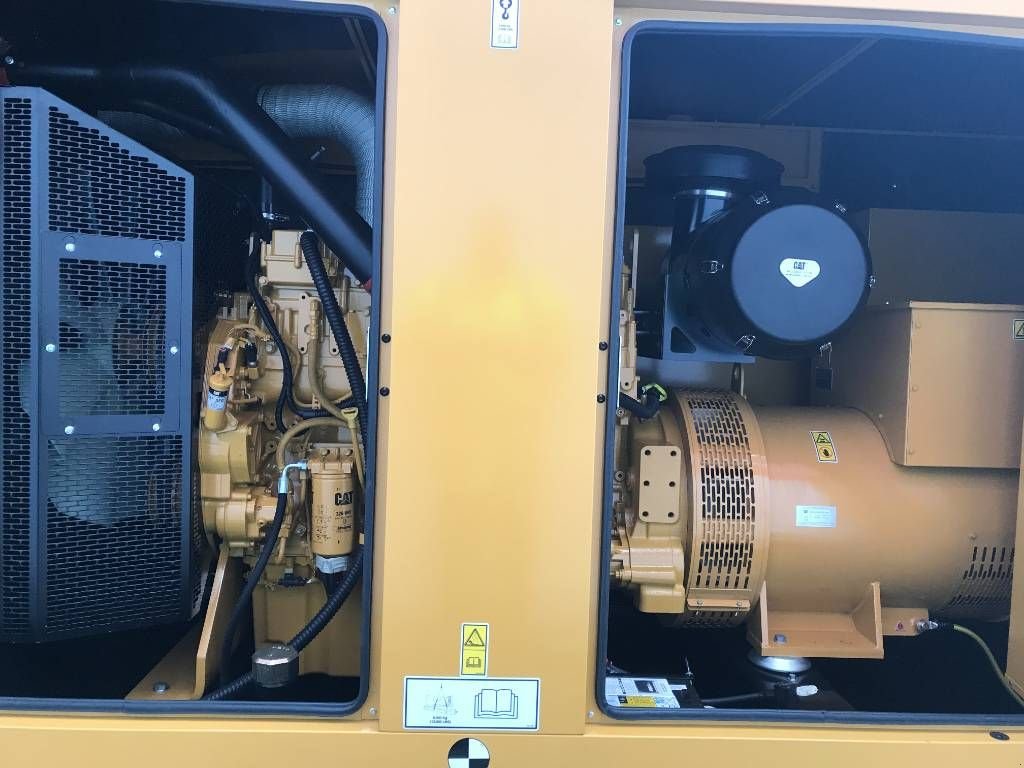 Notstromaggregat van het type Sonstige Cat DE450E0 - C13 - 450 kVA Generator - DPX-18024, Neumaschine in Oudenbosch (Foto 5)