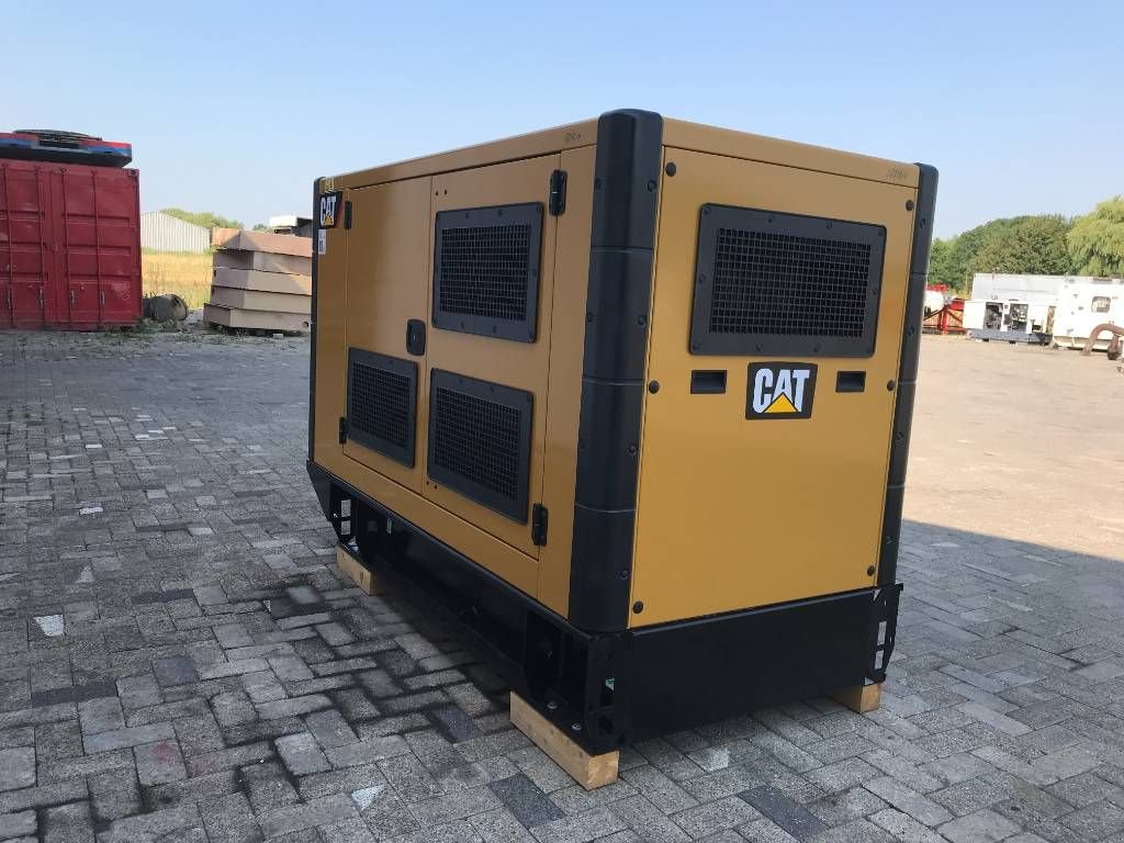 Notstromaggregat des Typs Sonstige Cat DE65E0 - 65 kVA Generator - DPX-18010, Neumaschine in Oudenbosch (Bild 2)