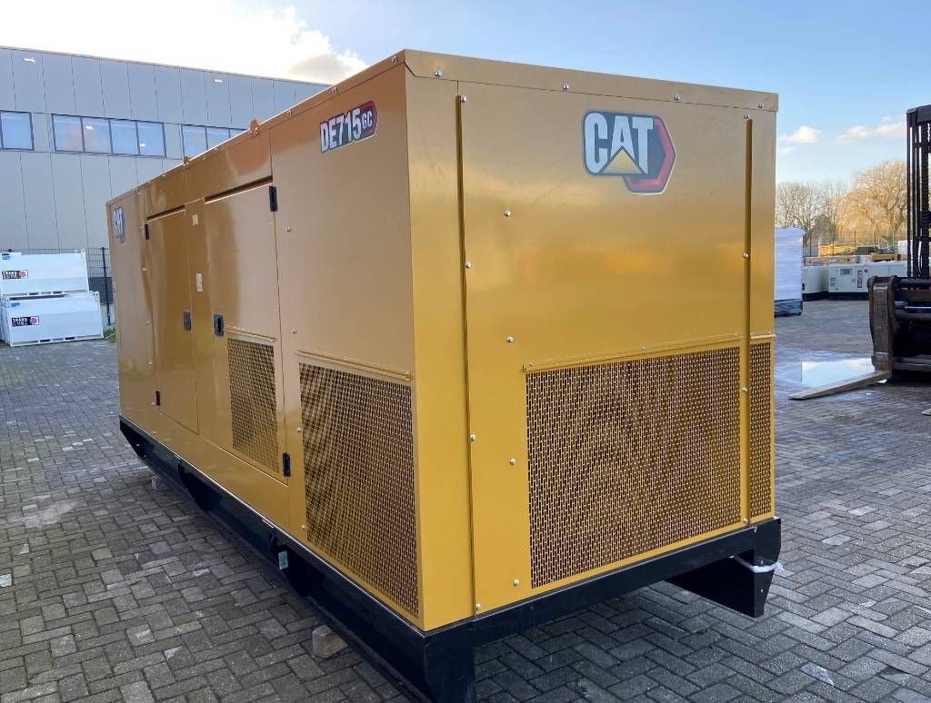 Notstromaggregat typu Sonstige Cat DE715GC - 715 kVA Stand-by Generator - DPX-18224, Neumaschine v Oudenbosch (Obrázek 2)