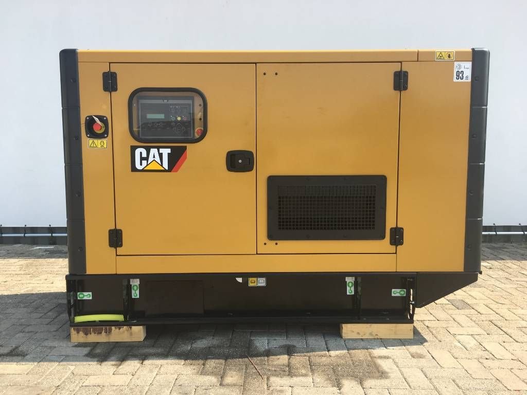 Notstromaggregat типа Sonstige Cat DE88E0 - 88 kVA Generator - DPX-18012, Neumaschine в Oudenbosch (Фотография 2)