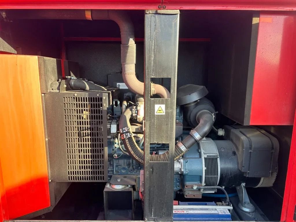 Notstromaggregat del tipo Sonstige Europower EPUS44TDE Kubota Leroy Somer 44 kVA Supersilent Rental generator, Gebrauchtmaschine In VEEN (Immagine 9)