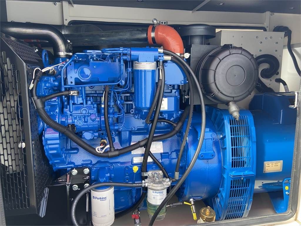 Notstromaggregat του τύπου Sonstige FG Wilson P110-3 - Perkins - 110 kVA Genset - DPX-16008, Neumaschine σε Oudenbosch (Φωτογραφία 5)