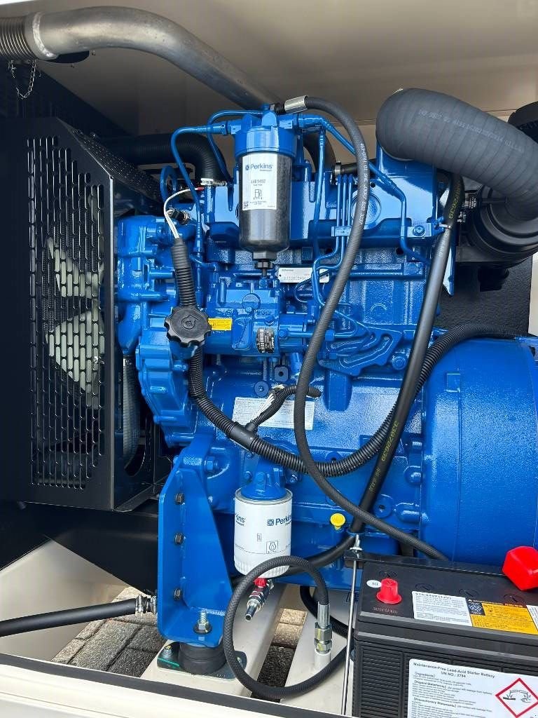 Notstromaggregat a típus Sonstige FG Wilson P33-3 - Perkins - 33 kVA Genset - DPX-16003, Neumaschine ekkor: Oudenbosch (Kép 11)