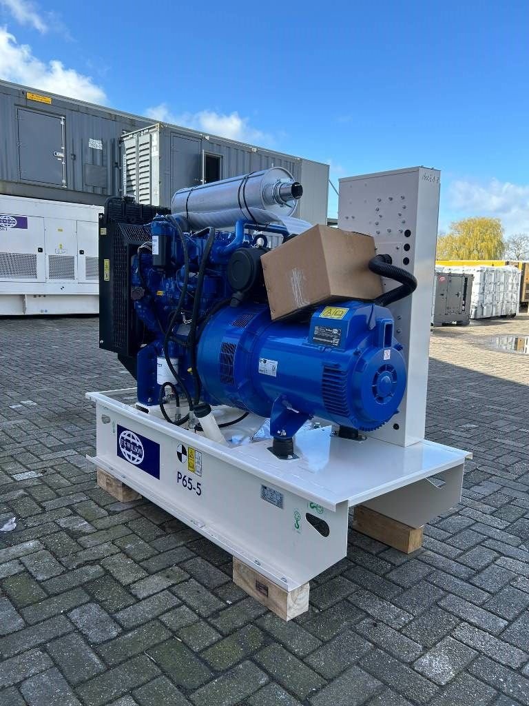 Notstromaggregat des Typs Sonstige FG Wilson P65-5 - 65 kVA Open Genset - DPX-16006-O, Neumaschine in Oudenbosch (Bild 3)