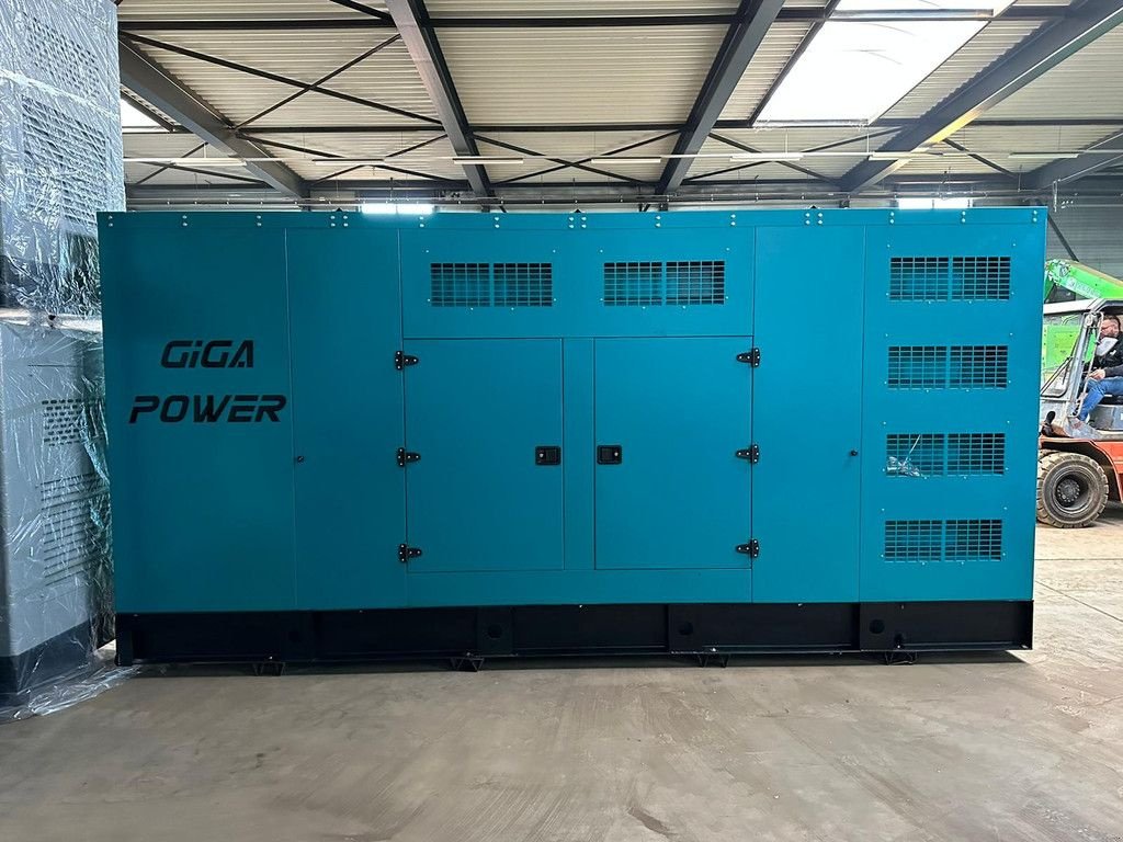 Notstromaggregat des Typs Sonstige Giga power 1000 KVA silent generator set - RT-W800GF, Neumaschine in Velddriel (Bild 7)