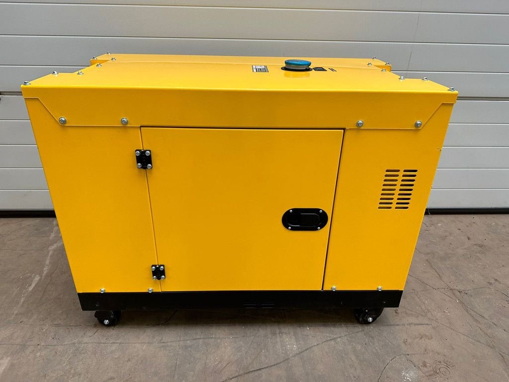 Notstromaggregat du type Sonstige Giga power 15 kVA PLD16000SE silent generator set, Gebrauchtmaschine en Velddriel (Photo 4)