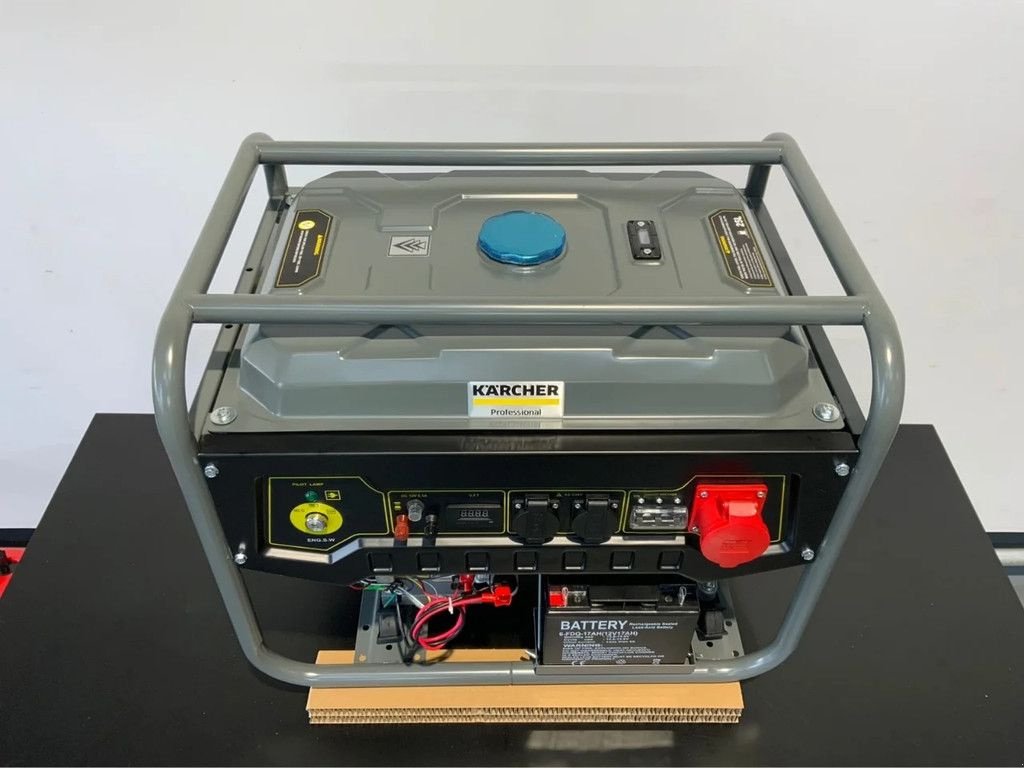 Notstromaggregat Türe ait Sonstige K&auml;rcher PGG 8/3 Stroomgenerator, Neumaschine içinde Andelst (resim 7)