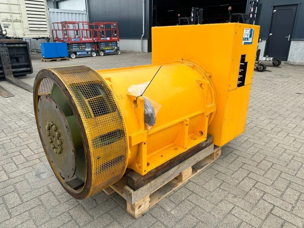 Notstromaggregat typu Sonstige Leroy Somer LSA50L6 - 4P 1125 kVA generatordeel Alternator as New !, Gebrauchtmaschine w VEEN (Zdjęcie 8)