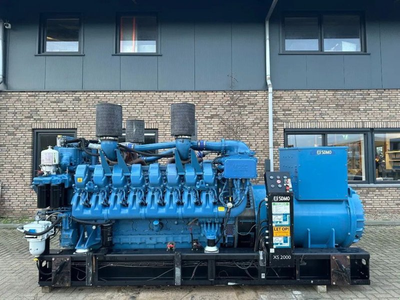 Notstromaggregat Türe ait Sonstige MTU 16V 4000 G61 SDMO XS 2000 Leroy Somer 2000 kVA generatorset, Gebrauchtmaschine içinde VEEN (resim 1)