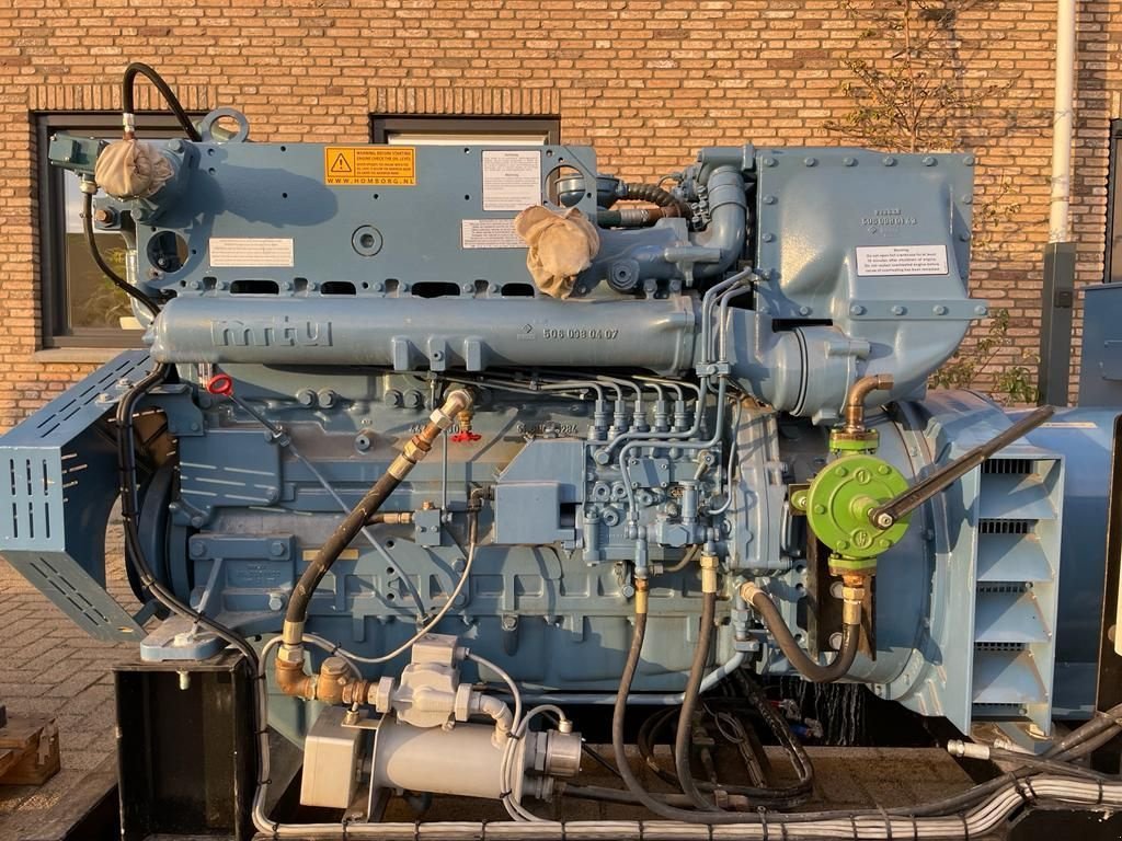 Notstromaggregat des Typs Sonstige MTU Mercedes Benz 6R 183 Stamford 265 kVA generatorset as New !, Gebrauchtmaschine in VEEN (Bild 8)